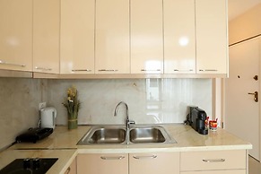 Velaris Apartments