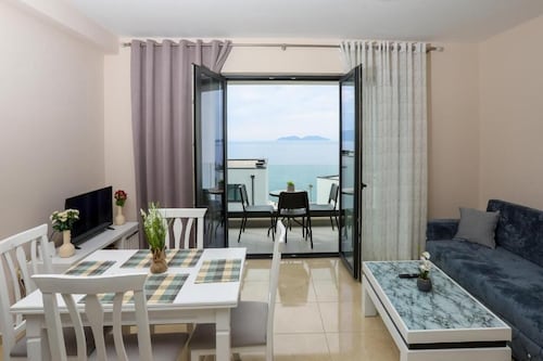 Velaris Apartments