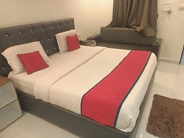 Fabhotel Anu Grand