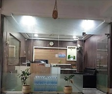 Fabhotel Anu Grand