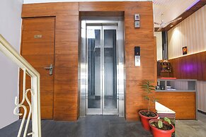 Fabhotel Amar Residency