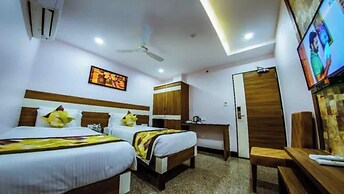 Fabhotel Pratibha Grand