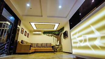 Fabhotel Pratibha Grand