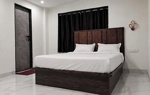 Fabhotel Byland International