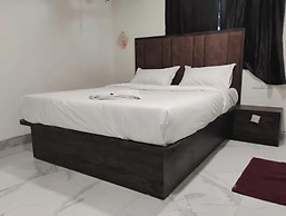Fabhotel Byland International