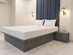 Fabhotel Byland International