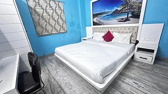 Fabhotel Jinesh