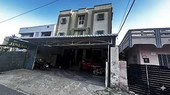 Fabhotel Jinesh