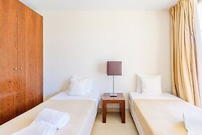 Vila das Lagoas Salgados Retreat