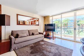 Vila das Lagoas Salgados Retreat