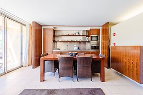 Vila das Lagoas Salgados Retreat