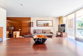 Vila das Lagoas Salgados Retreat