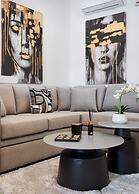 Aura Airport Suite