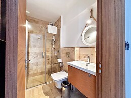 A.EMRELİ OTEL