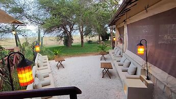 Twiga Lodge Tiwi