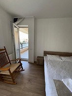 Sunflower Aapartment