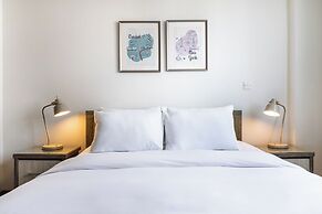 2BR Apt Near Larnaca Beach & Center