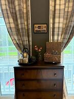 Regal Rooms