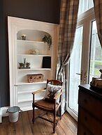 Regal Rooms