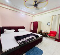 Vandana Palace