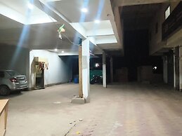 Hotel Chetna Place