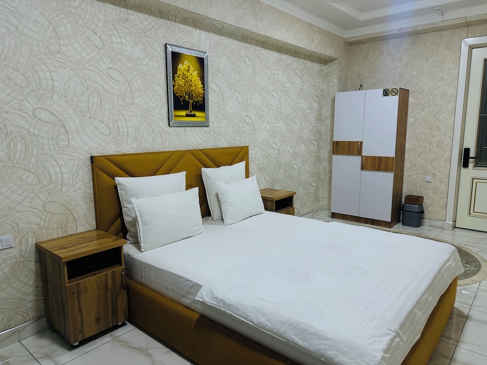 ALI HOTEL