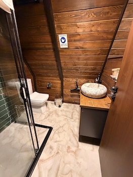 Bona Dea Bungalov