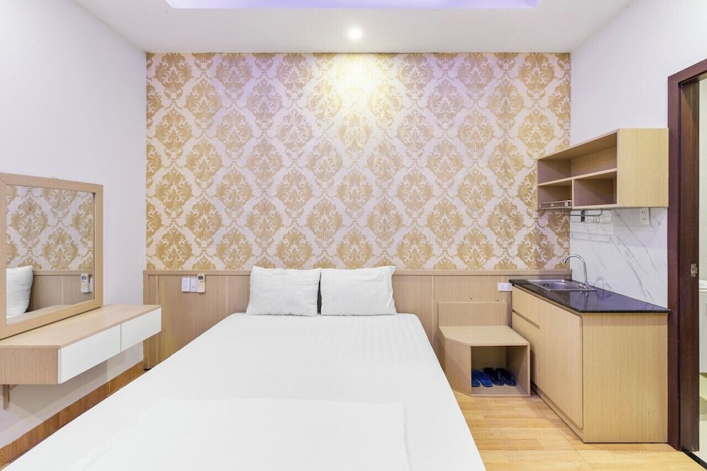 Pho Nui Hotel & Apartment