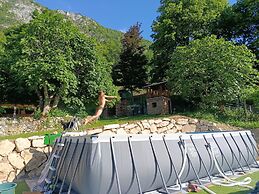 Les Deux Sources
