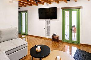 Casa Di Nonno-jacuzzi Mountain View Stay in Lesvos
