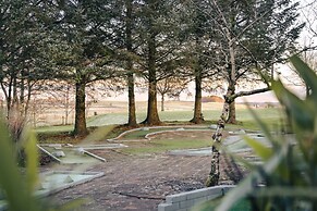 The Hide Ridgestone