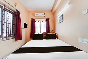 Deluxe Viswa Towers