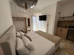 Stefanis House