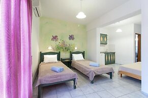 Stefanis House