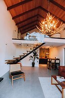 Dd's Roof Villas