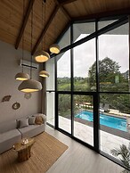 Dd's Roof Villas