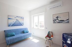 Surf and Windsurfer House Anzio
