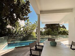 Carthage Villa 3BR Luxury Pool Garden