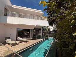Carthage Villa 3BR Luxury Pool Garden