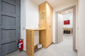 Equilibrio - City Center Apt by Wonderful Italy