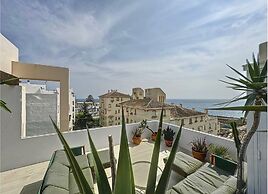 Mb.b53 - Beachfront Penthouse With Sea Views