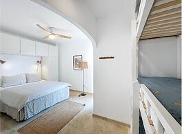 Mb.b53 - Beachfront Penthouse With Sea Views