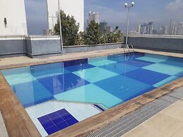 Cityscape staycation by H&B