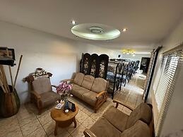 height909hostal