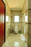 Fountain Palace Hotel & Suites