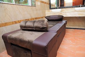 Fountain Palace Hotel & Suites