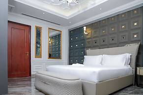 Fountain Palace Hotel & Suites
