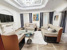 Fountain Palace Hotel & Suites