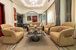 Fountain Palace Hotel & Suites