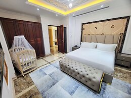 Fountain Palace Hotel & Suites